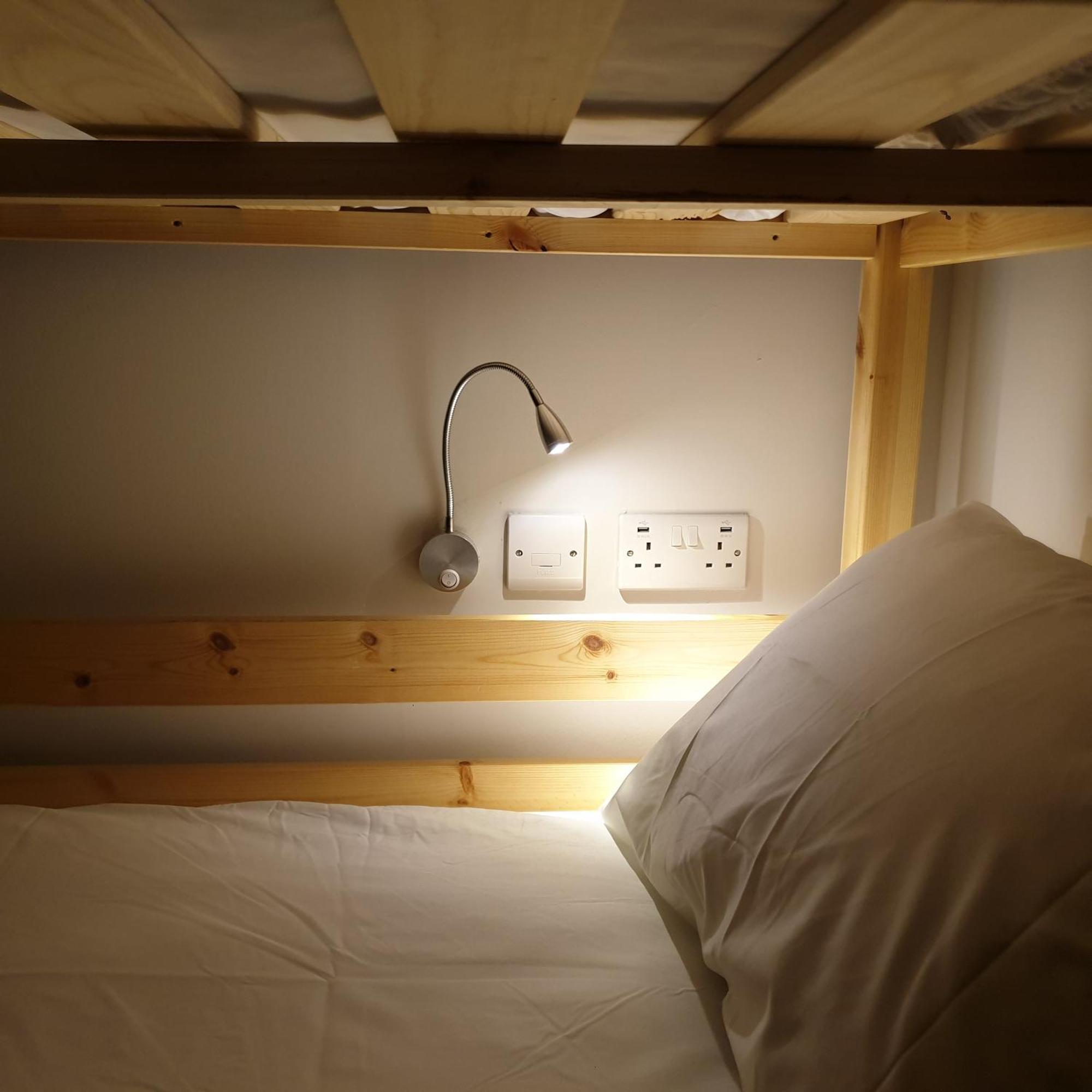 Matrix Hostel エディンバラ エクステリア 写真
